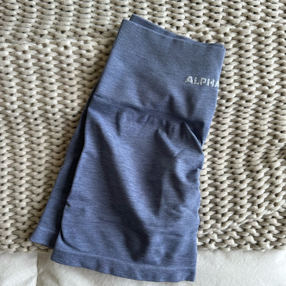 Alphalete amplify shorts